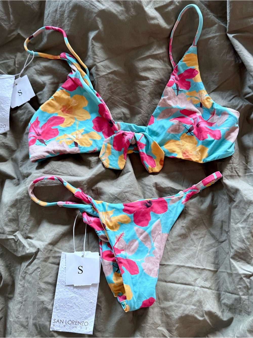 San Lorenzo Triangle Bikini Set - Hawaiian Summer / Flor Oceania